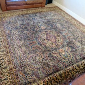 Large Persian design rug - 4x3m