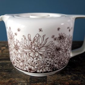 Vintage Johann Seltmann Bavarian white porcelain teapot