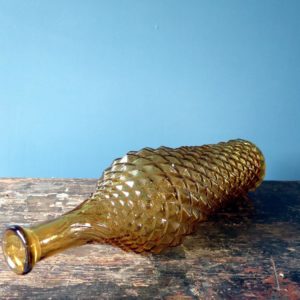 Rossini vase shaped genie bottle in Empoli glass with amber diamond point pattern