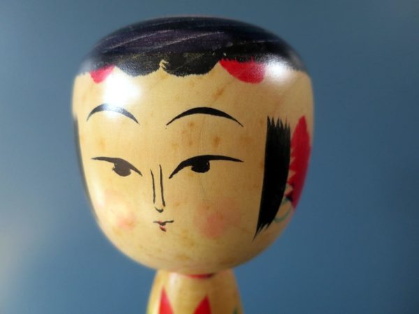 Japanese wooden Kokeshi doll - Yajiro design with chrysanthemum motif