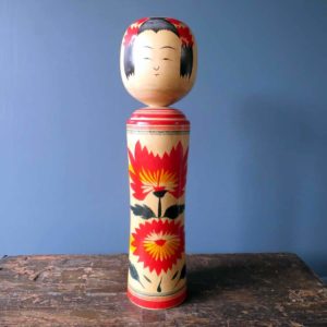 Vintage Japanese wooden Kokeshi doll - Naruko design