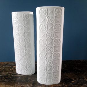 Pair of white vintage porcelain triangular vases by Alboth & Kaiser