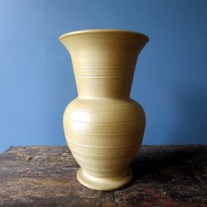 Large vintage stoneware Hillstonia vase by Moira