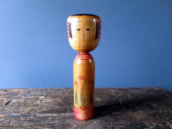 Vintage Zao Kokeshi doll by Ariji Shizuo (有路静夫)