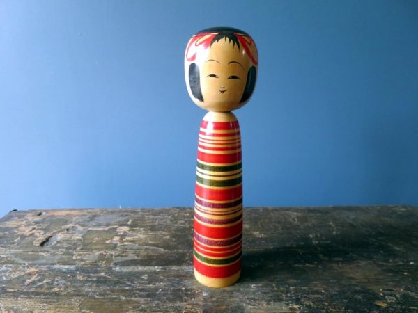 Vintage Tsuchiyu Kokeshi doll by Abe Shinichi (阿部 新一)